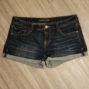 Express shorts